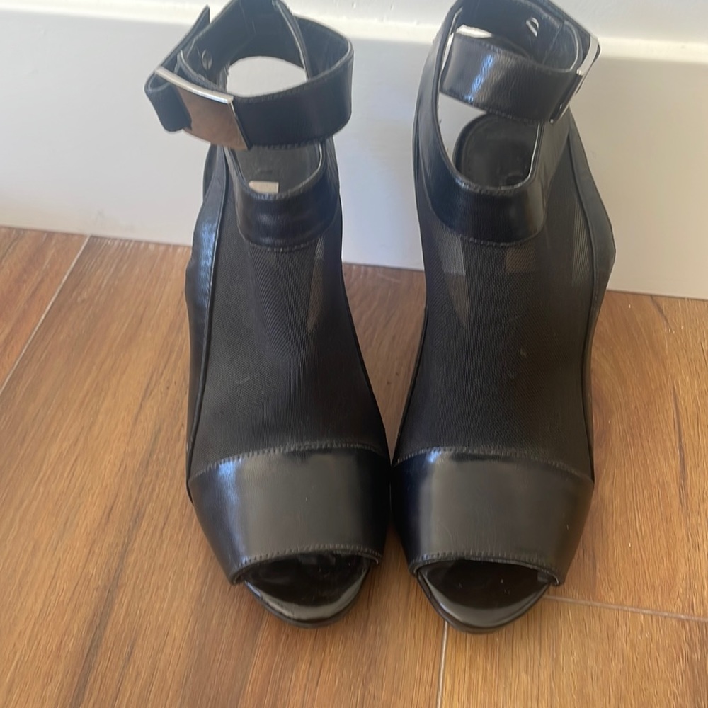 Guess high heels